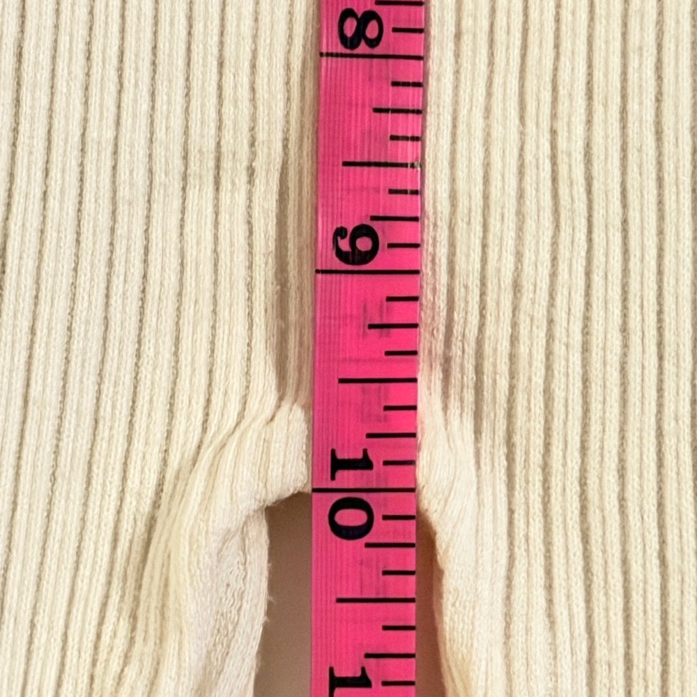 Poof! Ivory Ribbed Leggings with Button Hem Details Size M/L - Picture 5 of 7